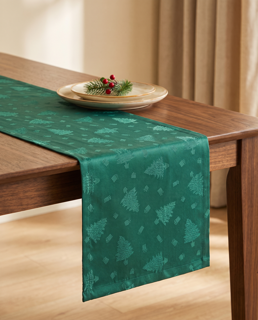 Green jacquard Christmas table runner with tree pattern